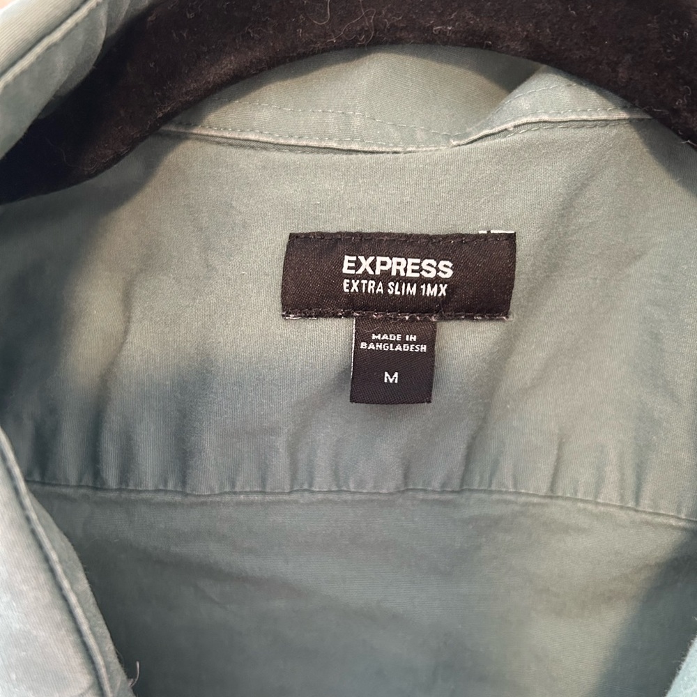 Men’s Express Dress Shirt - Picture 4 of 4